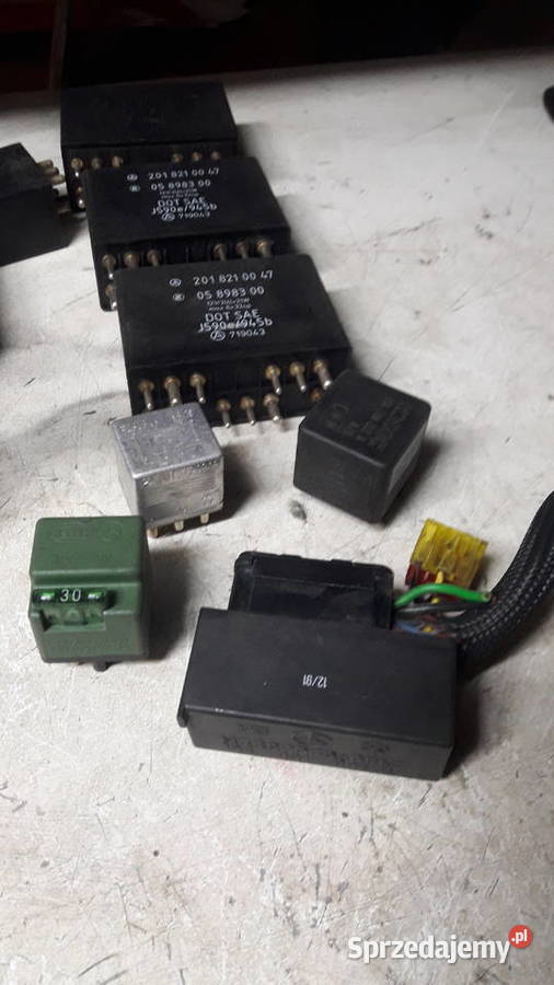 Mercedes W124 W201 W202 przekaźniki różne Gdańsk