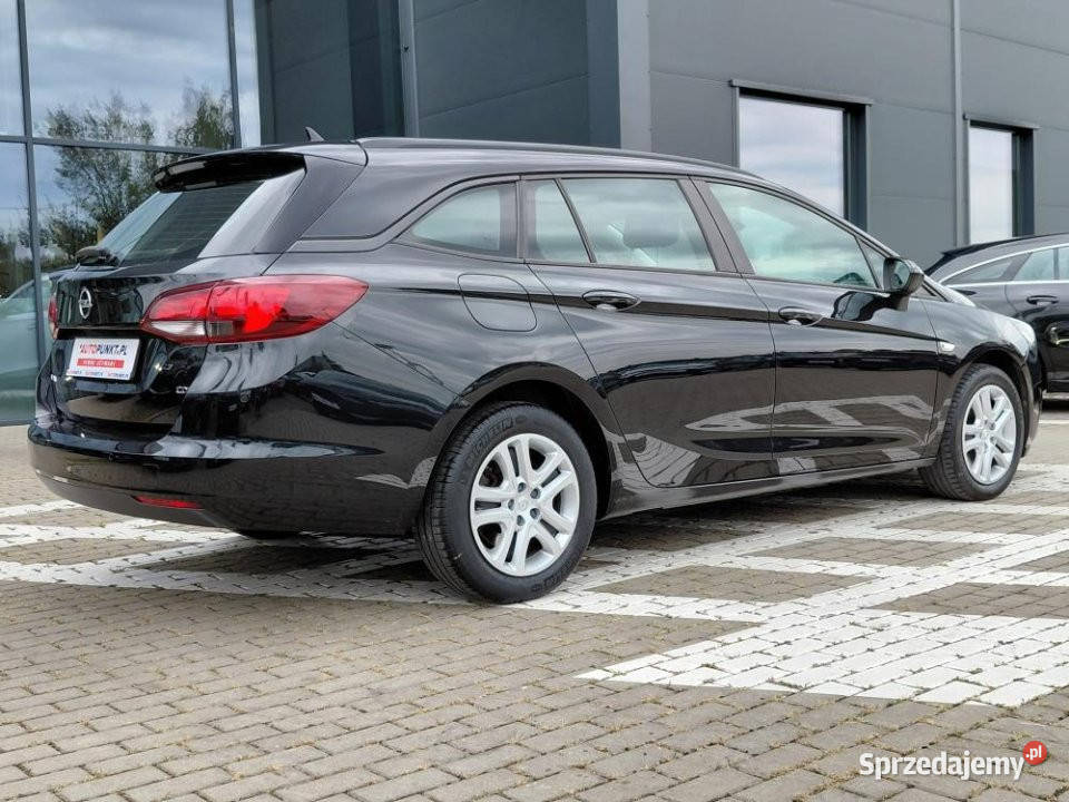 Opel Astra 2016r ASO SALON CZUJNIKI PARKOWANIA Kraków sprzedam