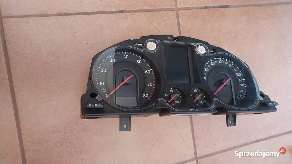 LICZNIK ZEGARY VW PASSAT B6 EUROPA 3C0920871D sprzedam