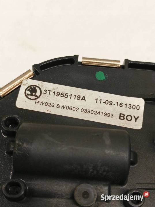 MECHANIZM WYCIERACZEK PRZÓD EUROPA 3T1955119A Rok produkcji 2012