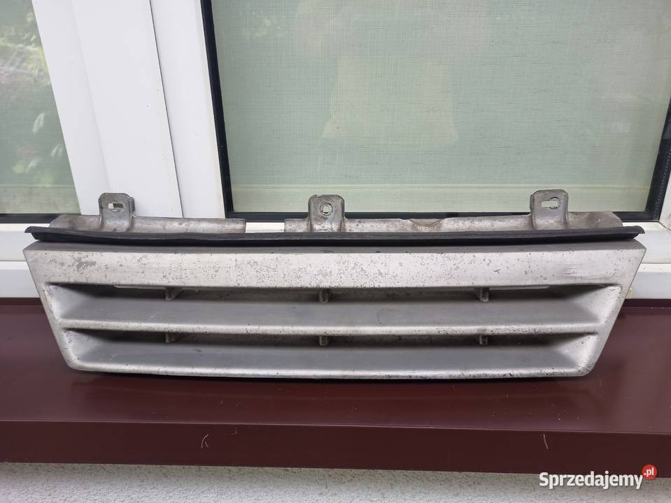 Opel Omega A grill atrapa przednia chłodnicy Karoseria Sieradz