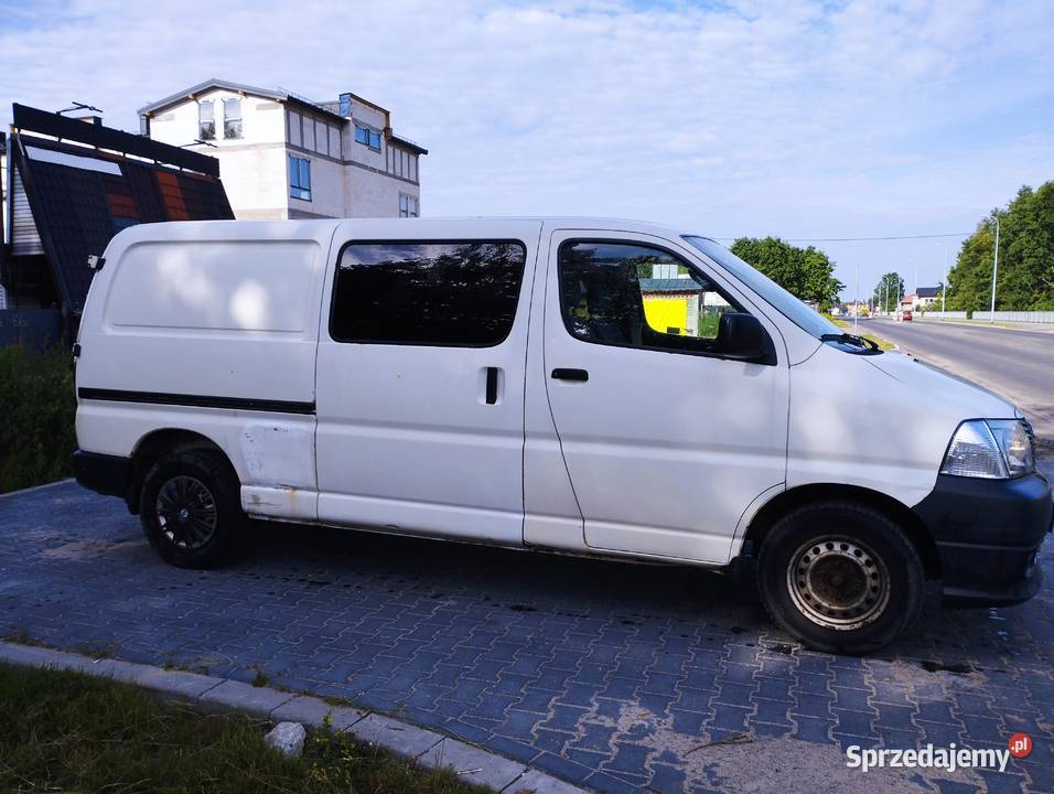 Toyota Hiace 25 117KM