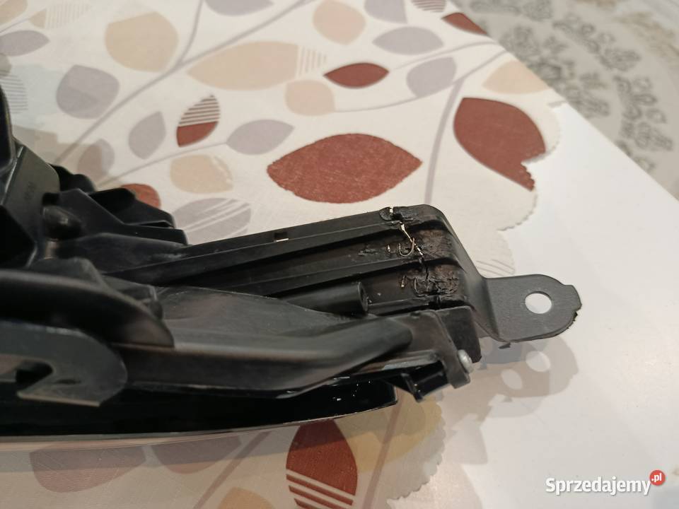 Lampy przednie Lexux NX 300 LED