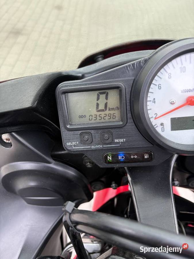 Yamaha R6 600 1999 zarejestrowana ubezpieczona nieuszkodzony Yamaha Jelcz-Laskowice sprzedam
