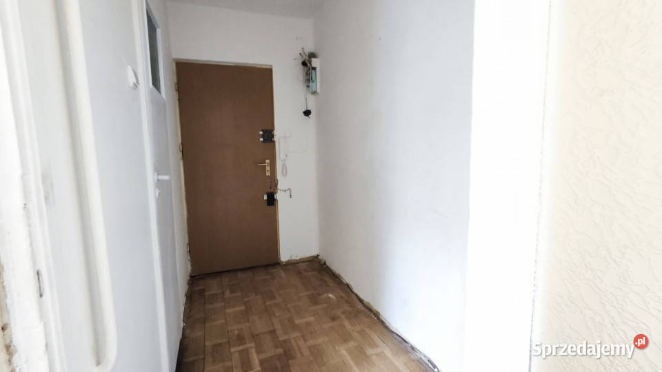 2pokojowe mieszkanie z balkonem obok metra w Warszawa sprzedam