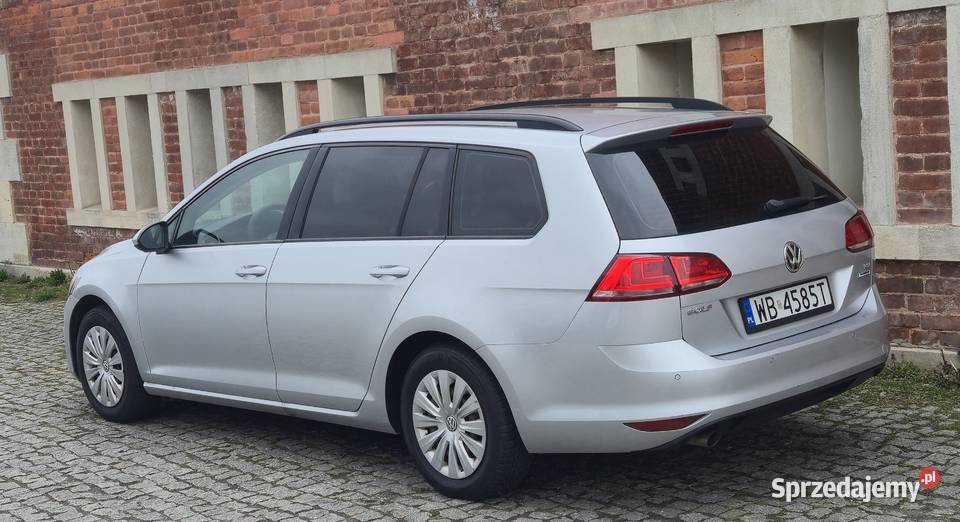 Volkswagen Golf VII 16 TDi 110