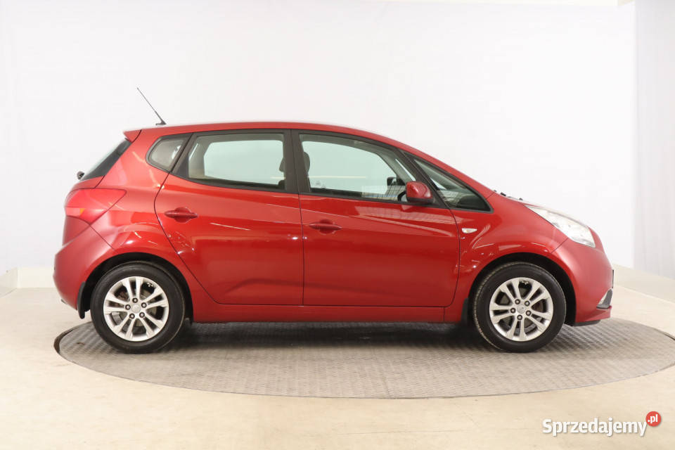 Kia Venga 16 CVVT nieuszkodzony sprzedam