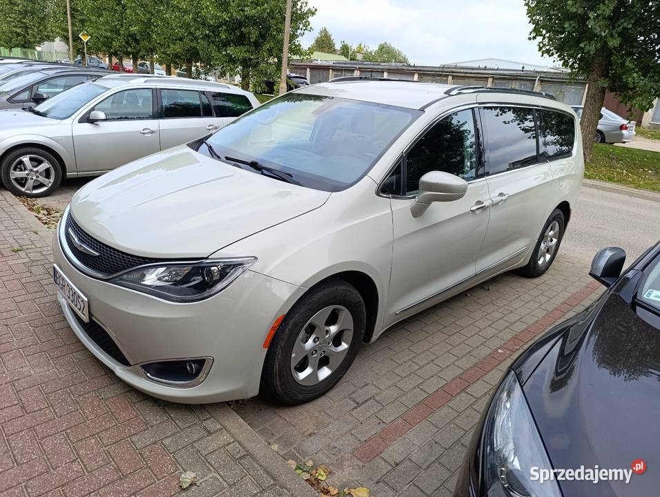 Chrysler Pacifica Grajewo