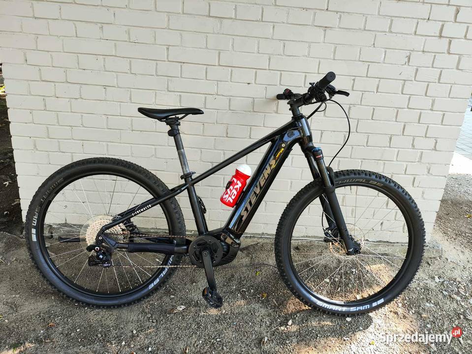 czarne diabli stevensModel ETremalzo smart 2025 Wrocław