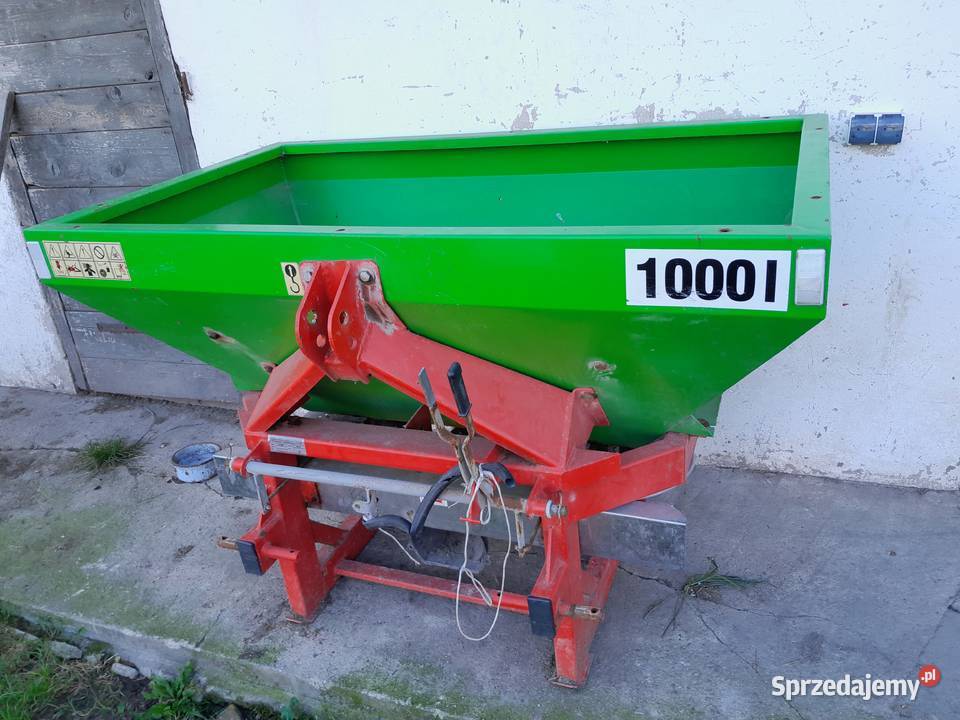 Rozsiewacz nawozu 600l Lubochnia sprzedam
