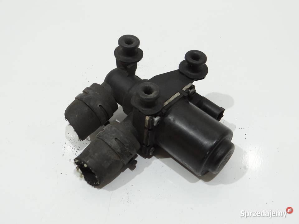 POMPKA WODY ELEKTROZAWÓR BMW E60 E61 6920226