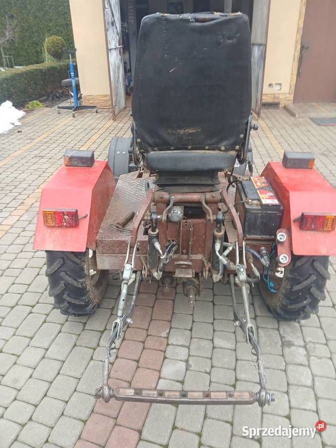 Sprzedam ciagnik sam Niechobrz