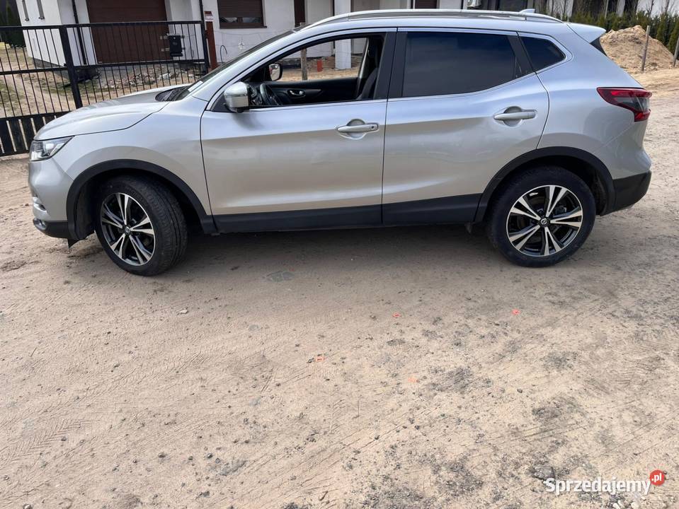 Sprzedam Nissan quashqai 2017 benzyna elektryczne szyby Turek