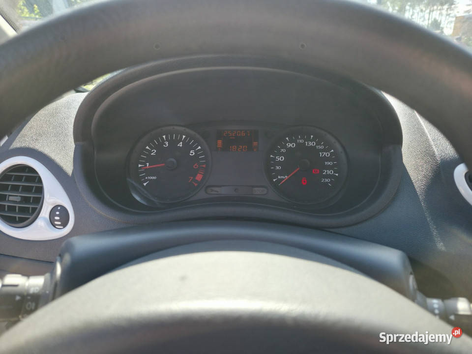 Renault Clio 12 Benzyna Serwisowany Gwarancja Hatchback Piekoszów sprzedam