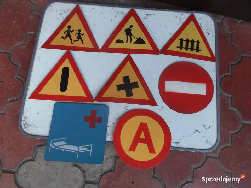 stare znaki drogowe edukacyjne z prlu metalowe dolnośląskie Ziębice