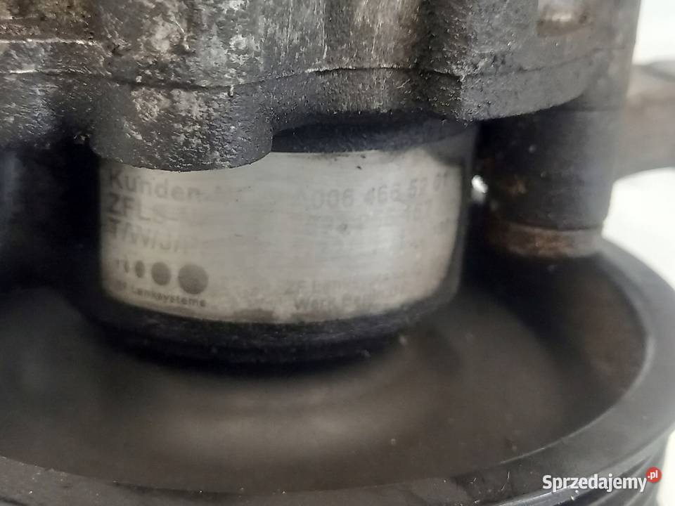 VITO W639 30 CDI LIFT 642890 642890 pompa Pompy wspomagania Kielce