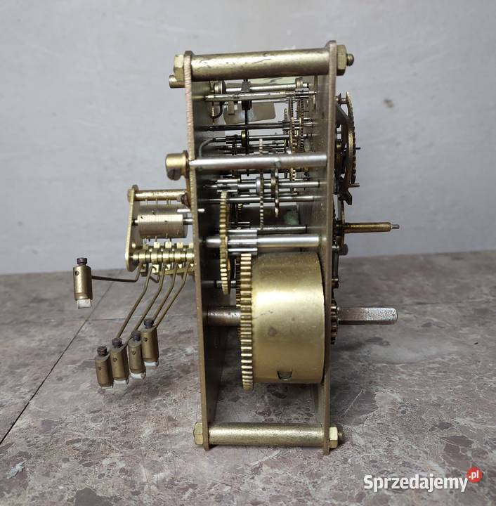 M140 Mechanizm starego zegara Lauffer W1 Tczew