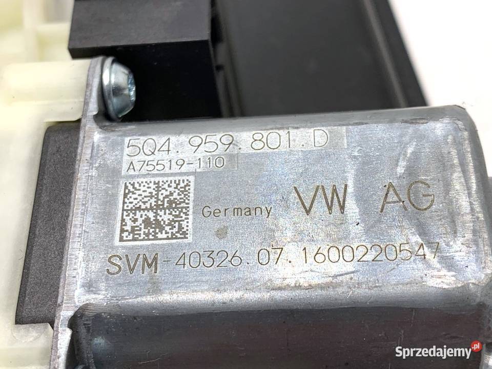 PODNOŚNIK SZYBY PRAWY TYŁ VW PASSAT B8