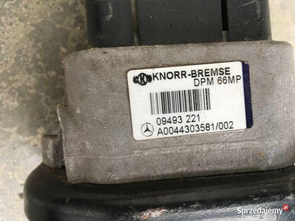 Hamulec Ręczny Zawór Actros Axor 0044303581 Maszewo