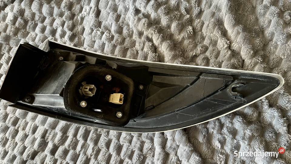 MAZDA 6 GH KOMBI LIFT 20102012 LAMPA TYLNA LEWA lewe Kłomnice sprzedam