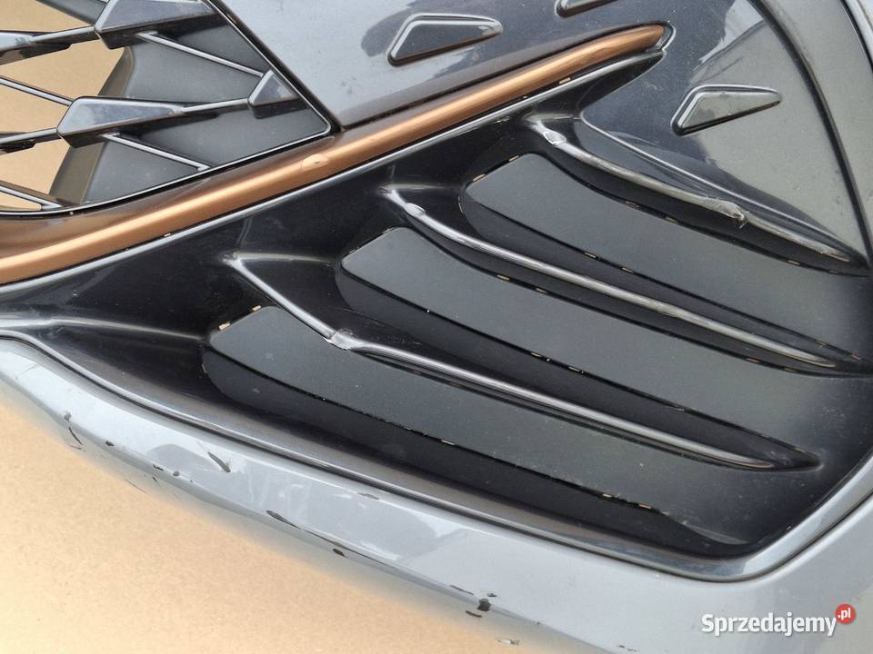 SEAT CUPRA BORN ZDERZAK PRZÓD PRZEDNI KRATKA PDC Części samochodowe sprzedam