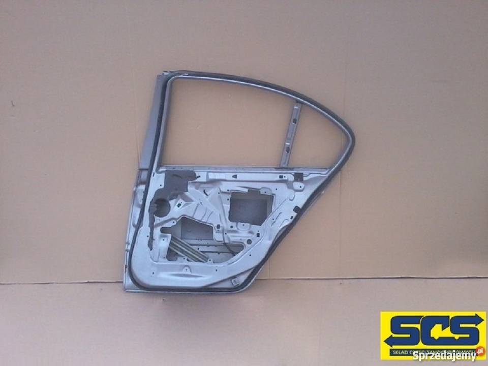 BMW SERIA 3 E46 SEDAN DRZWI PRAWY TYLNE TYŁ 9807 Bieleń