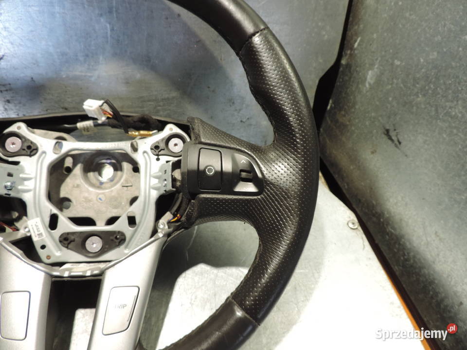 KIEROWNICA MULTIFUNKCJA KIA CEED I FL 0912 Rok produkcji 2010 Nowy Sącz