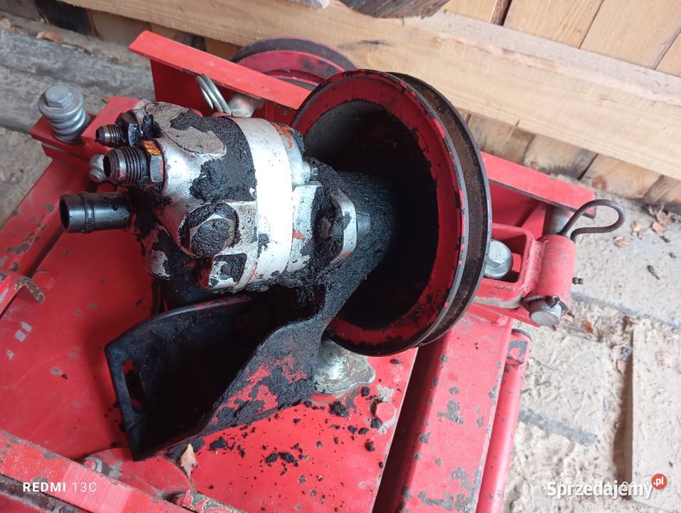 Pompa hydrauliczna Do kombajnów świętokrzyskie Secemin