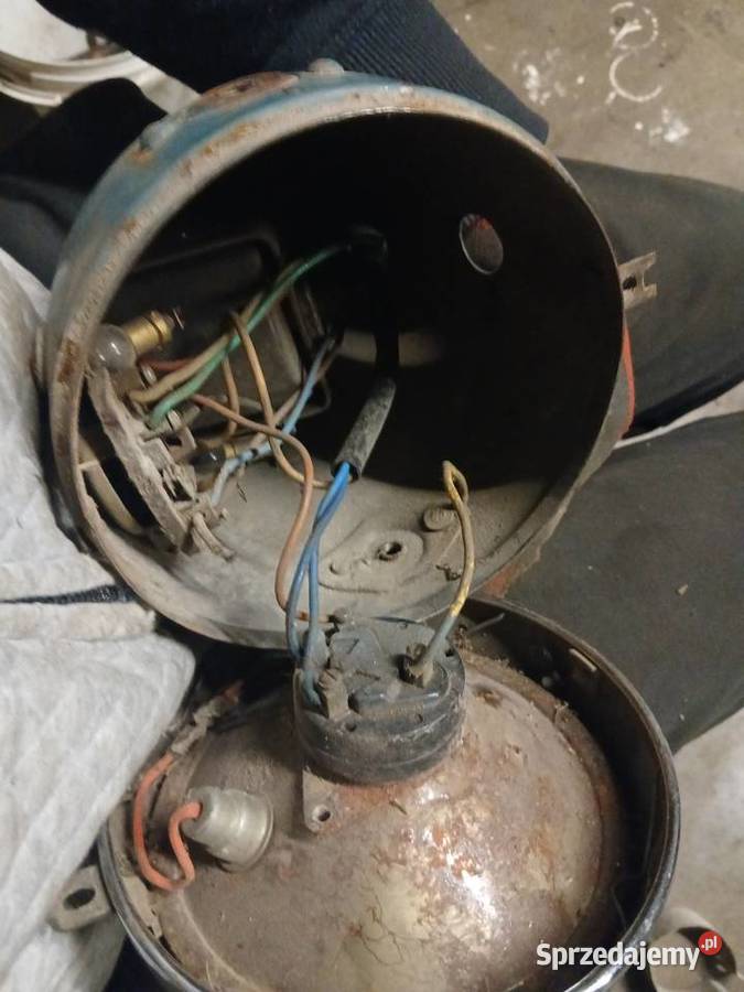 Iż 56 lampa kompletna przednia pomorskie Łebno