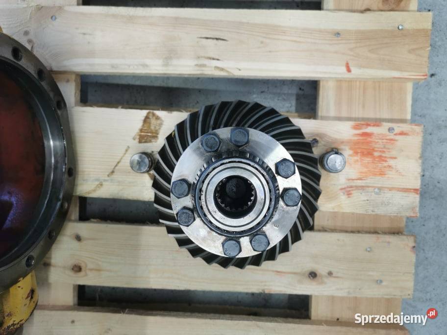 Dyferencjał tylni CAT TH 62 279302002 Pozostałe Wilkowo sprzedam