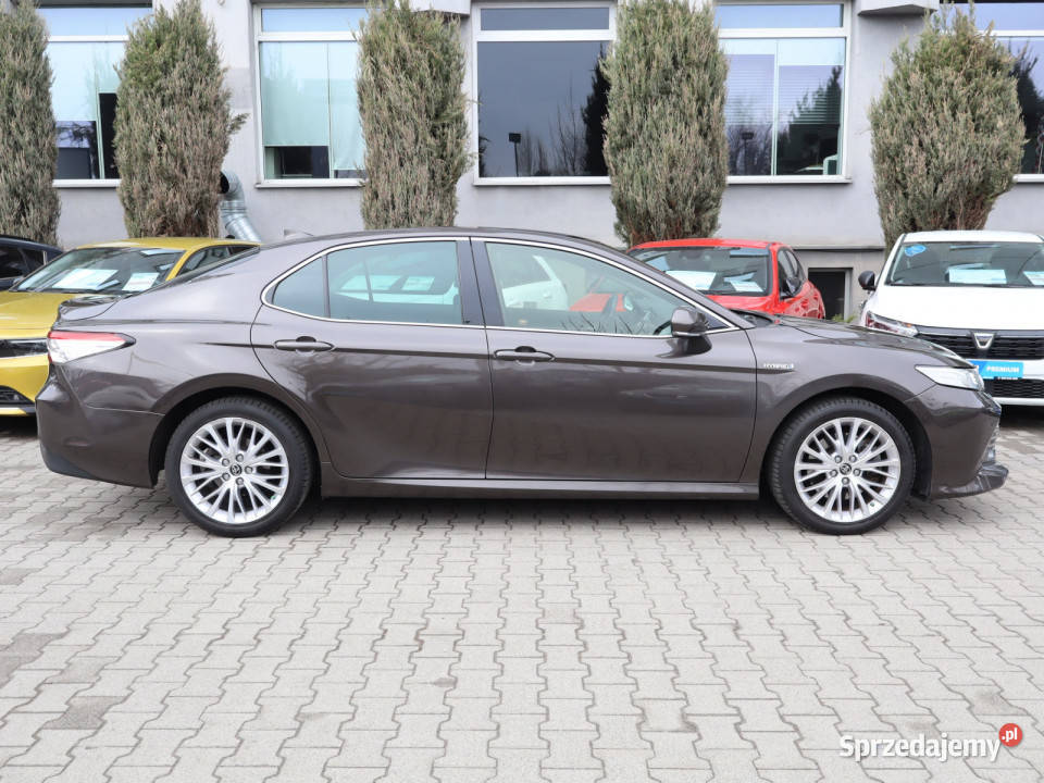 Toyota Camry 25 Hybrid