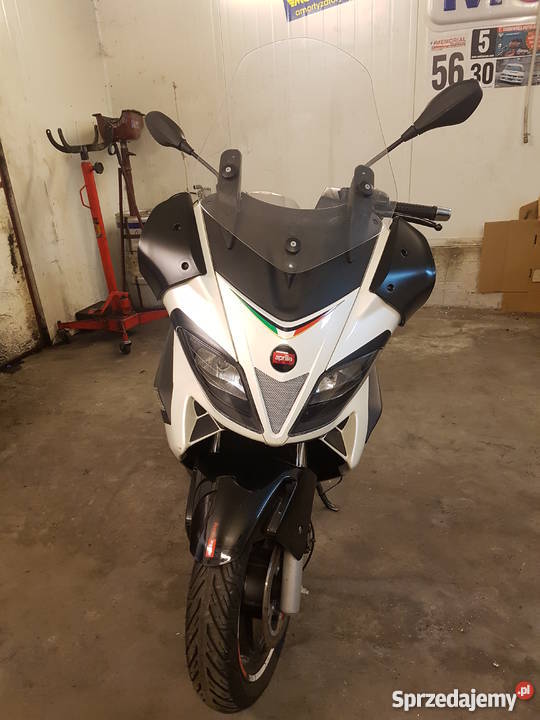 Aprilia SR 125 model z końca 2015 Skrzynia biegów bezstopniowa małopolskie Brzesko sprzedam