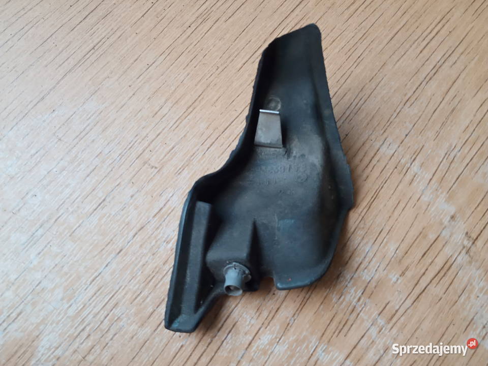 Audi 80 B4 Uszczelka drzwi prawy tył 8A0839158 Dębica