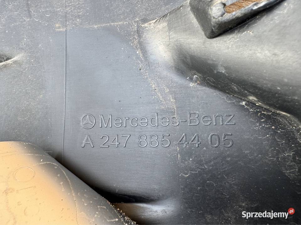 Ślizg kratka zderzaka przód prawa gla w247 amg Sieraków sprzedam
