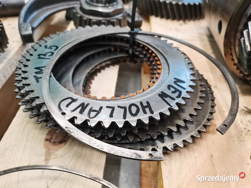 Części skrzyni biegów Holland M 135 Wilkowo
