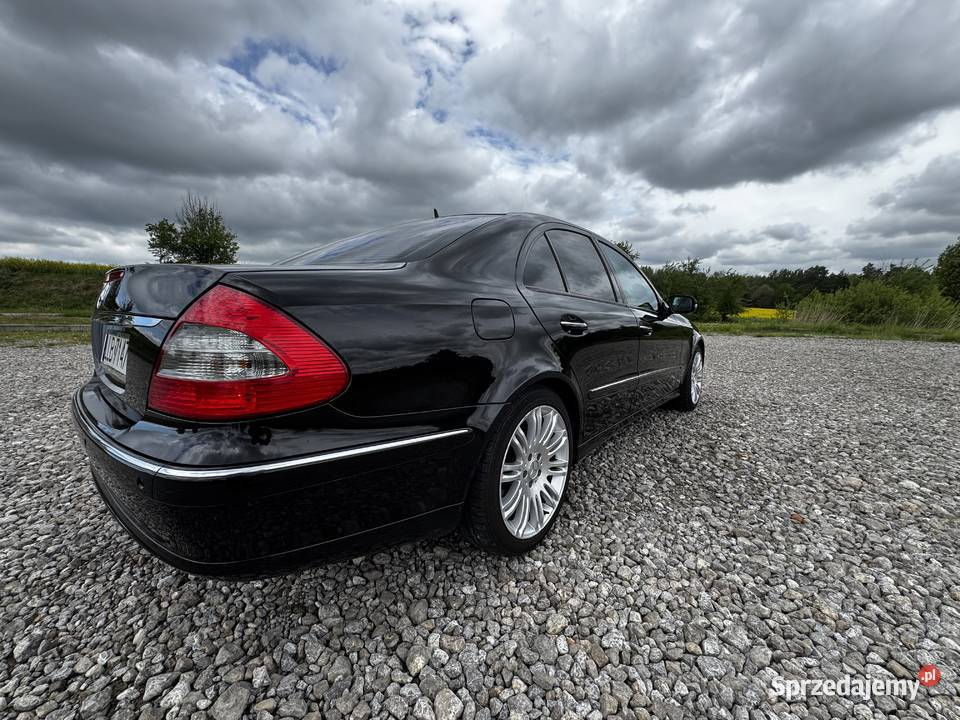 MercedesBenz klasa E w211 18 kompressor Rok produkcji 2007 Tomaszów Lubelski