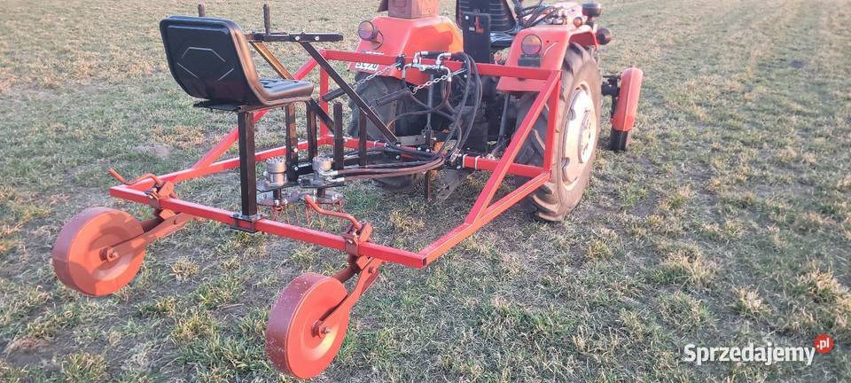 Pielnik hydrauliczny do truskawek ogórków Łomża