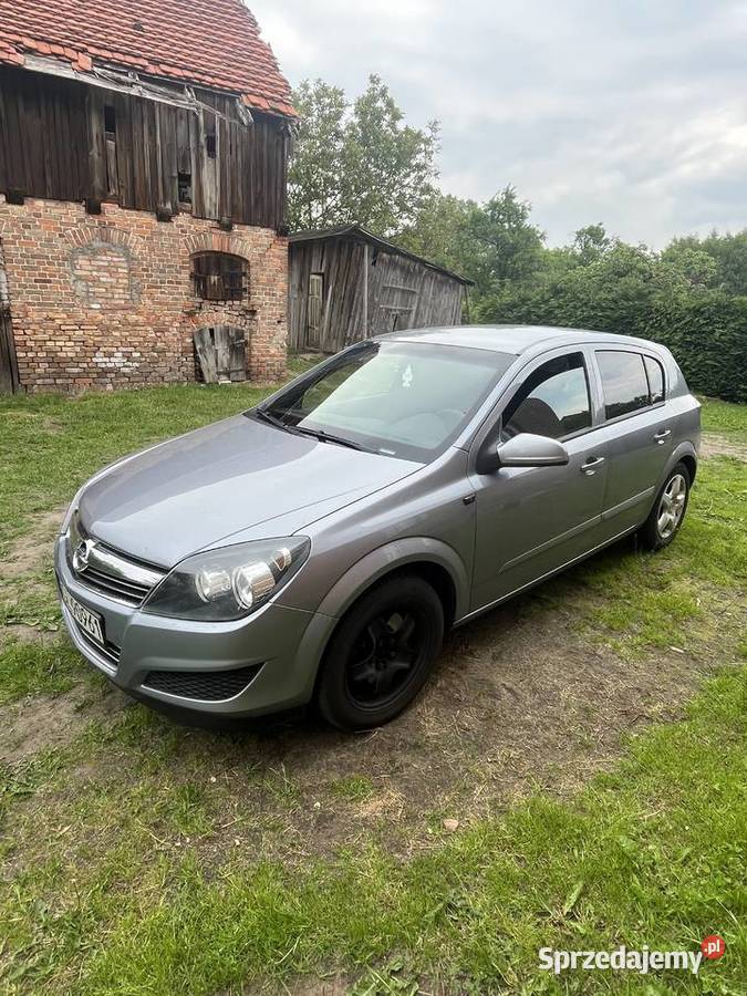 Opel Astra h 17cdti 100KM Moracz