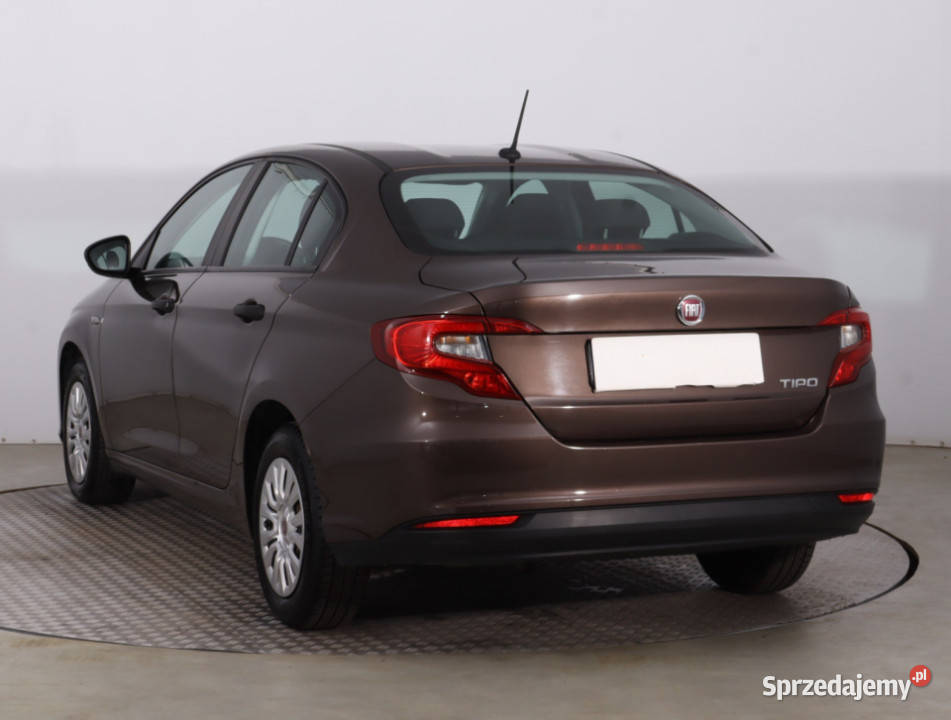 Fiat Tipo 14 16V pełny VAT sprzedam