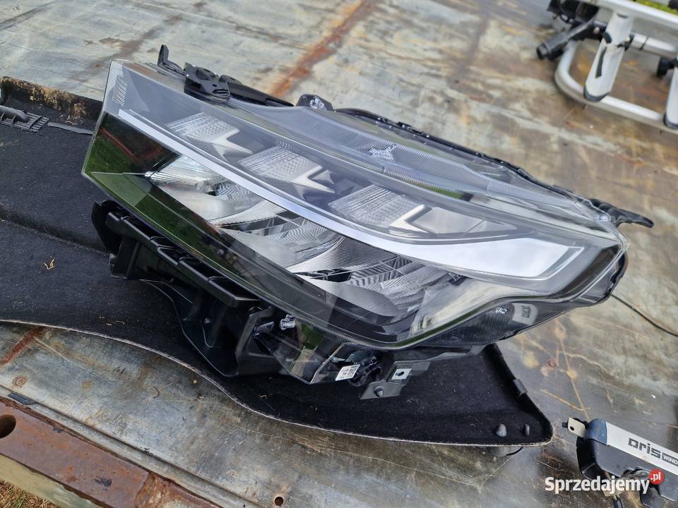 Suzuki SX4 SCross II reflektor Full LED ORG EU osobowe podkarpackie Mielec