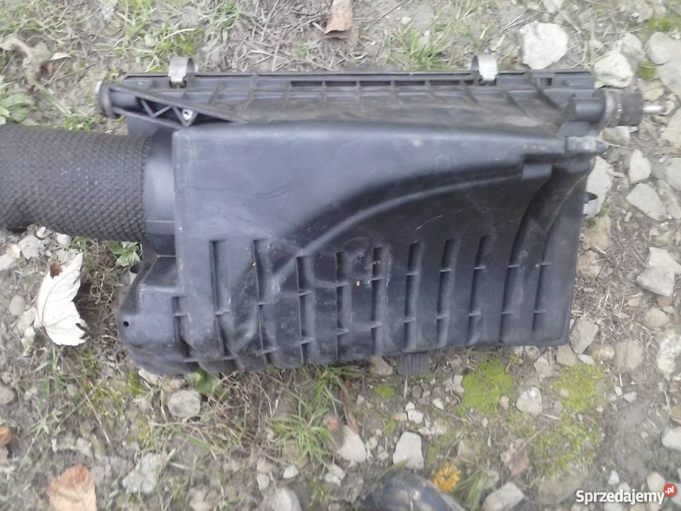 Obudowa filtra powietrza Opel Vectra B GM osobowe podkarpackie Jasło