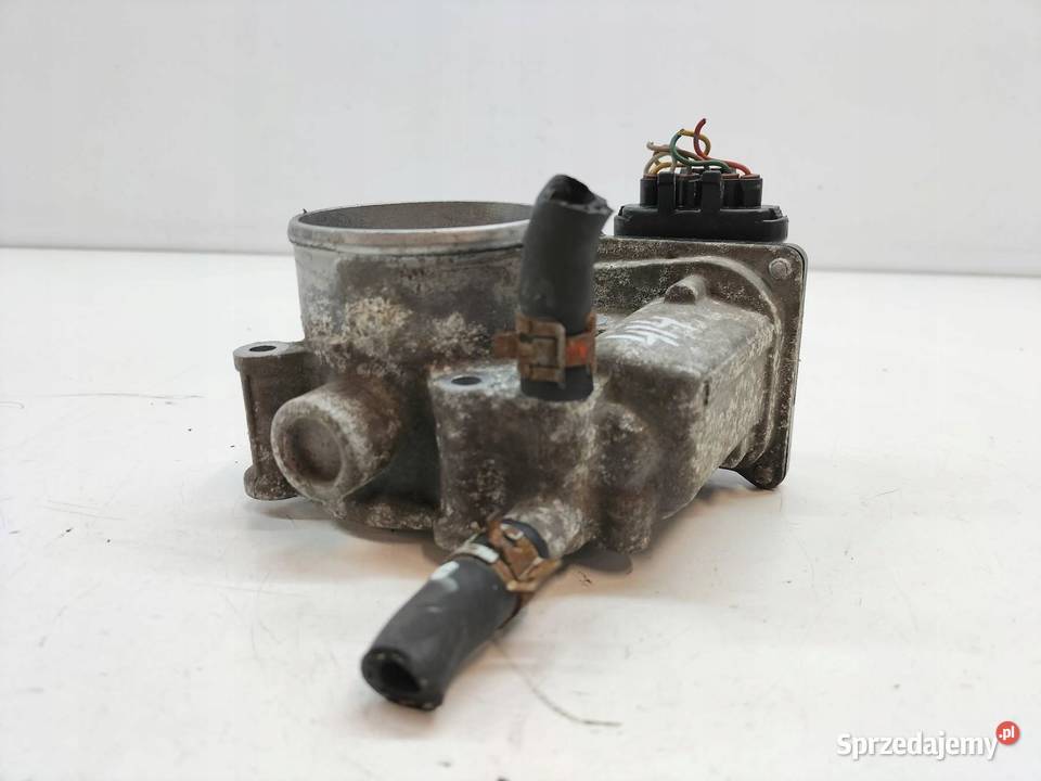 PRZEPUSTNICA 2203037010 16 VVTI Toyota Auris I