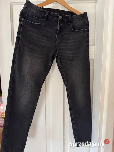 Jeansy męskie M czarne z przetarciami Getused Częstochowa