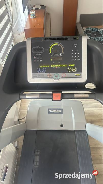 Sprzedam bieżnie TechnoGym run 700 Sprzęt do ćwiczeń lubuskie sprzedam