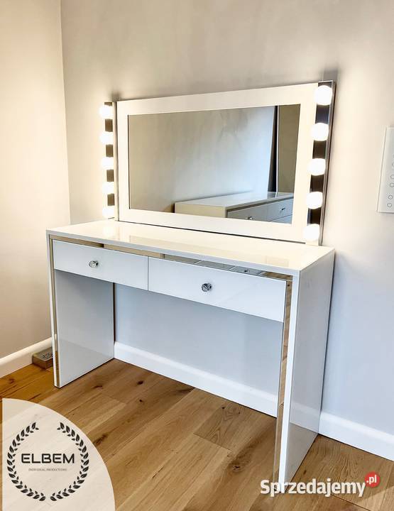 Szklana toaletka w stylu Glamour lustrzana ramka Radom sprzedam