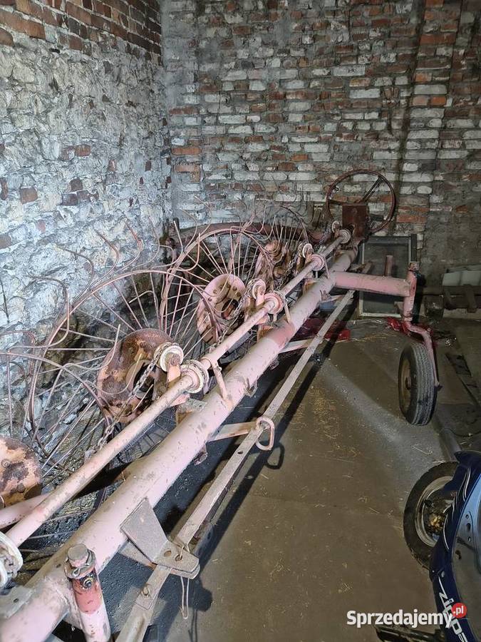 Zgrabiarka przewracarka do siana 5 gwiazdowa Przywory