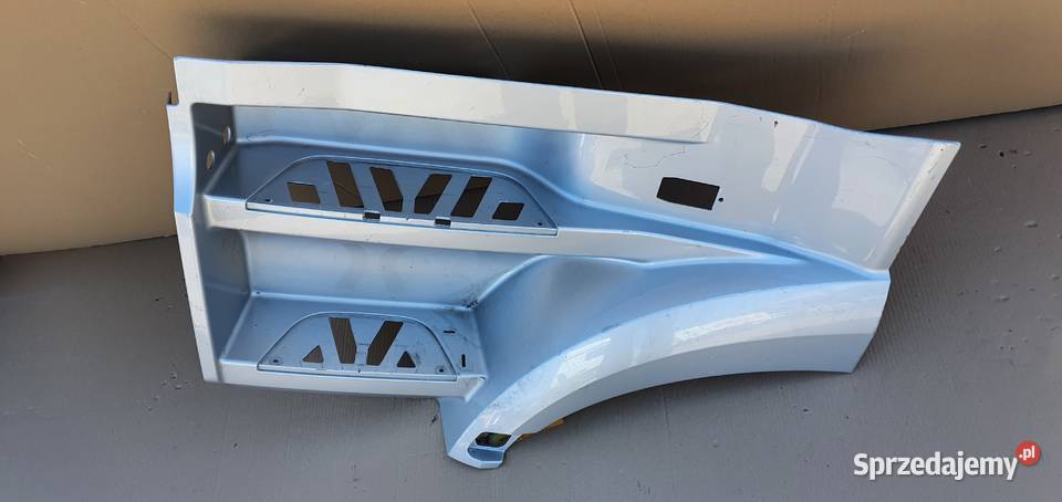 ACTROS MP4 STOPIEŃ STOPNICA LEWA NADKOLE Karoseria Bieleń sprzedam