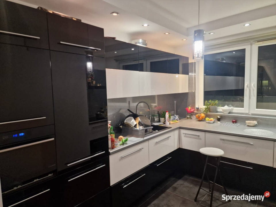 Ekskluzywny apartament z dużym tarasem Warszawa