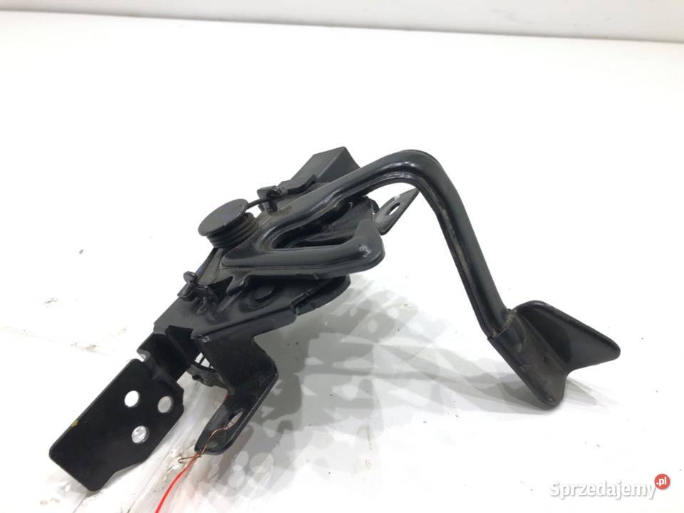 ZAMEK MASKI PRZÓD HYUNDAI i20 II Hatchback