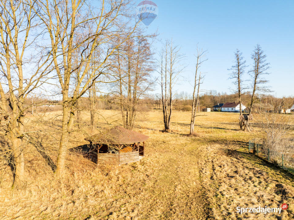 Dwie działki budowlane 9 ar i 951 ar Media Borek sprzedam